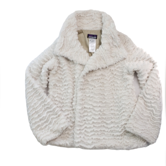 COPY - 🎉HP🎉Patagonia Pelage Fleece Jacket in Raw Linen - Picture 3 of 14
